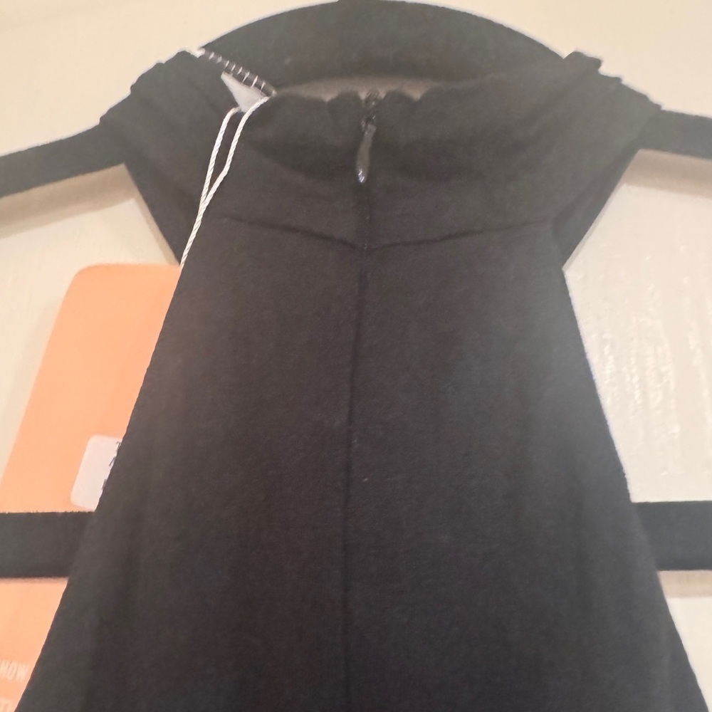 NWT THATSSOFETCH black halter cutout jumpsuit - Picture 3 of 6